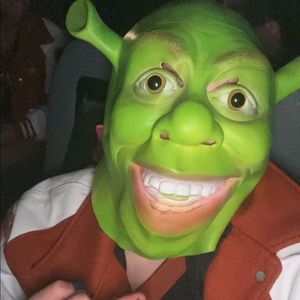 Meet your Posher, Molly